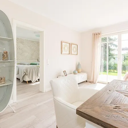 Haus Glebbe Appartement Zingst