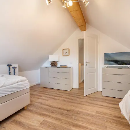 Haus Glebbe Appartement Zingst